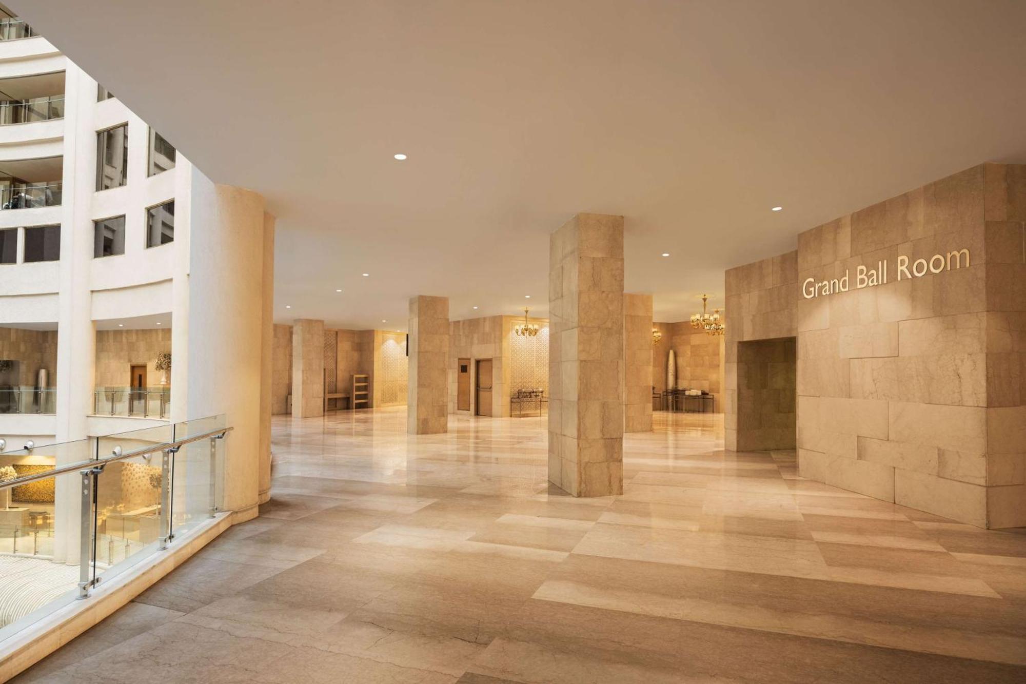 Radisson Blu New Dwarka 5*