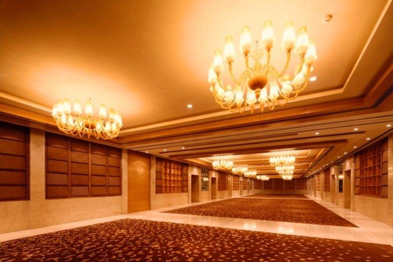 Hotel Radisson Blu New Dwarka 5*