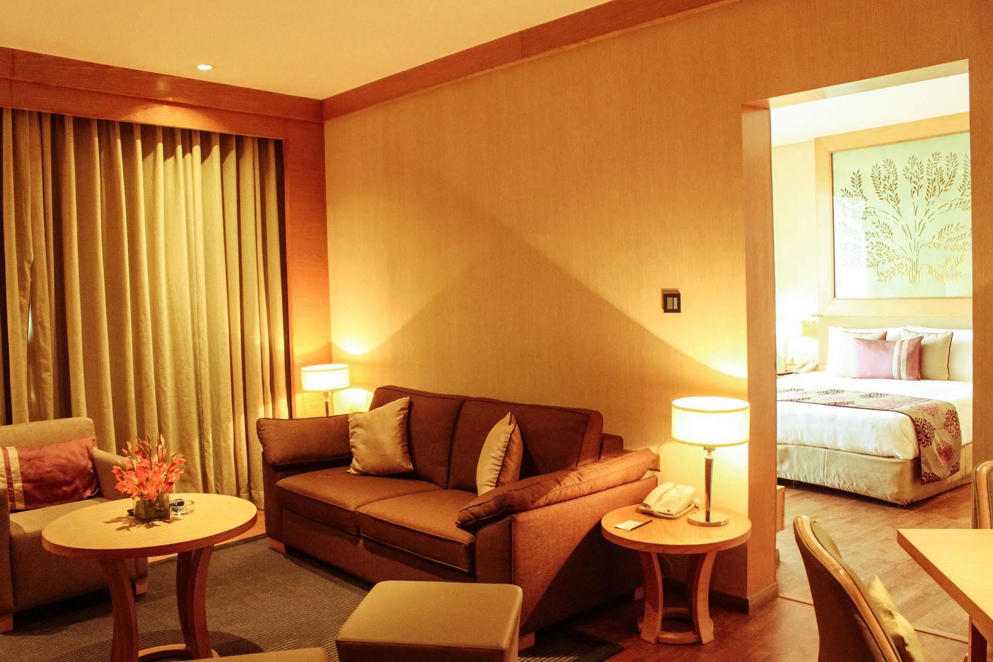 Hotel Radisson Blu New Dwarka Delhi (National Capital Territory of India)